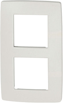 PLAQUE DE FINITION ENCASTR. DOUBLE VERTICALE BLANCHE NIKO