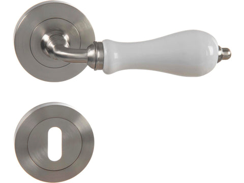 Linea Bertomani 3054 deurklinkset op rozet 50mm aluminium/porselein vernikkeld